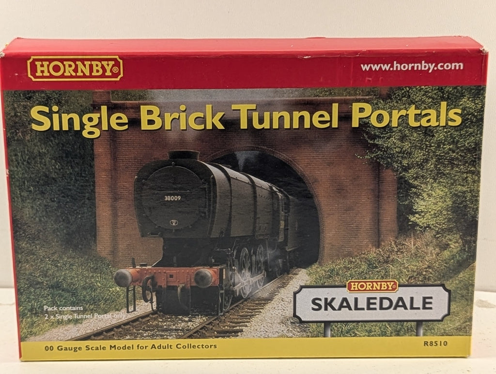 Hornby Skaledale R8510 OO Gauge Single Brick Tunnel Portals Pair