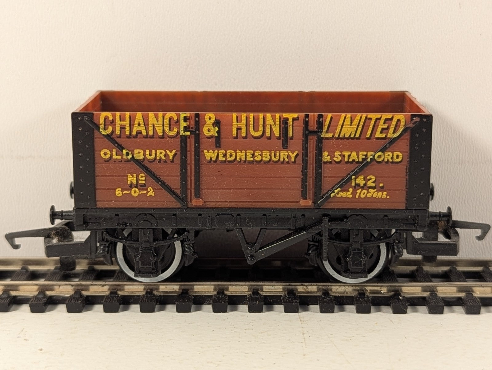 Hornby OO Gauge Chance & Hunt Open Wagon Goods Wagon 142 R.206