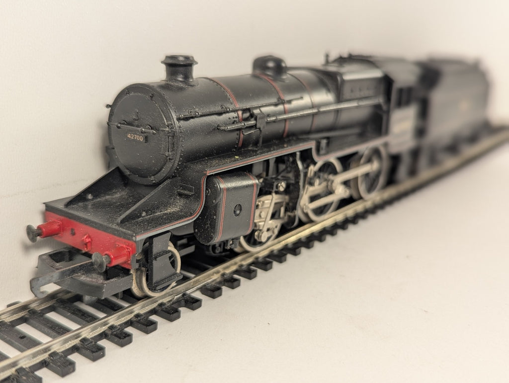 Lima OO Gauge Class 5MT 'Crab' 2-6-0 Locomotive 42700 BR Black (Early Emblem)