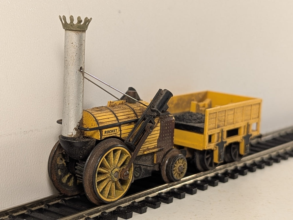 Tri-ang OO Gauge Stephenson's Rocket Steam Locomotive Yellow R651