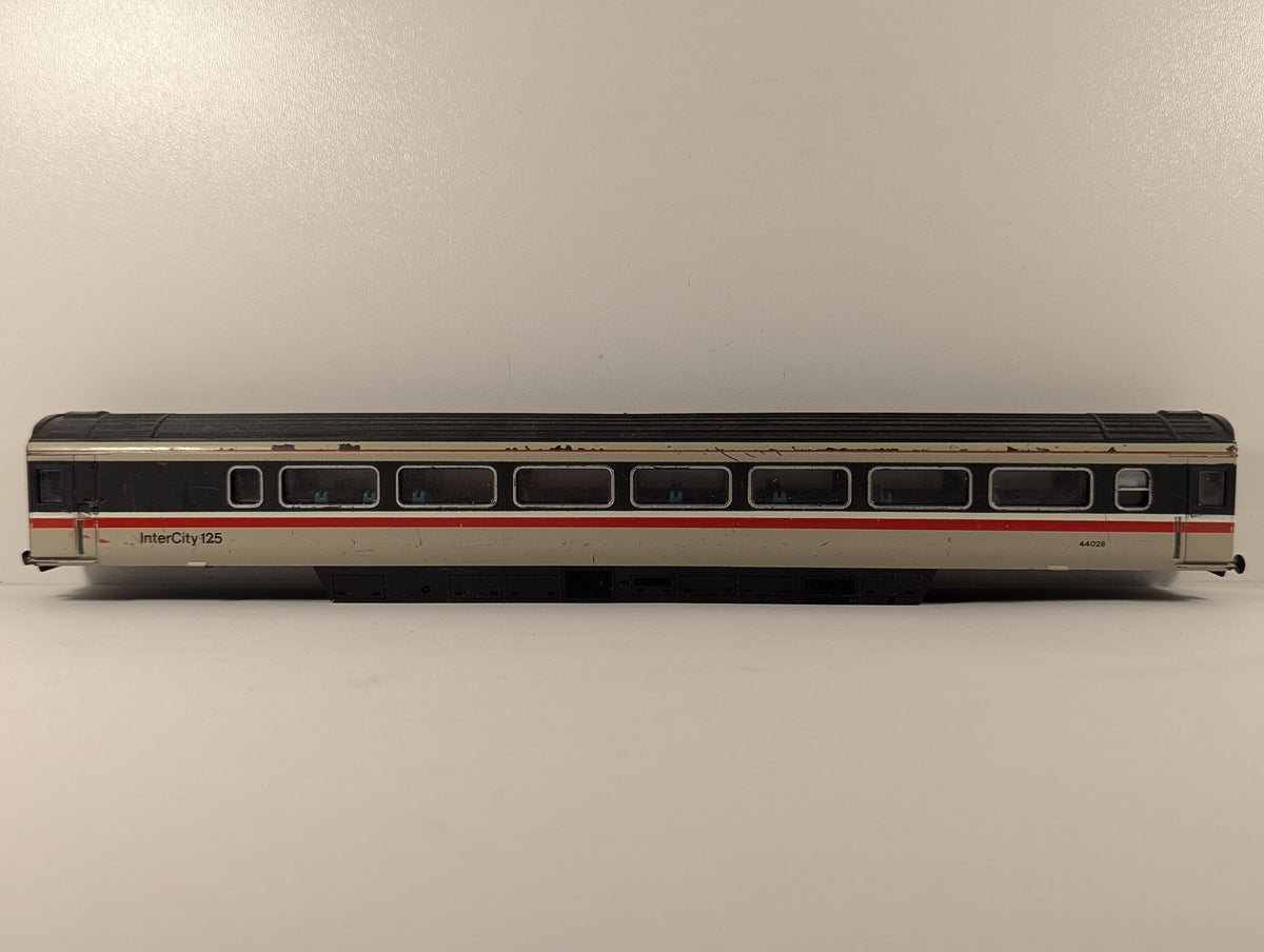 Hornby OO Gauge BR Mk3 TGS Coach Passenger Coach 44028 BR InterCity Executive