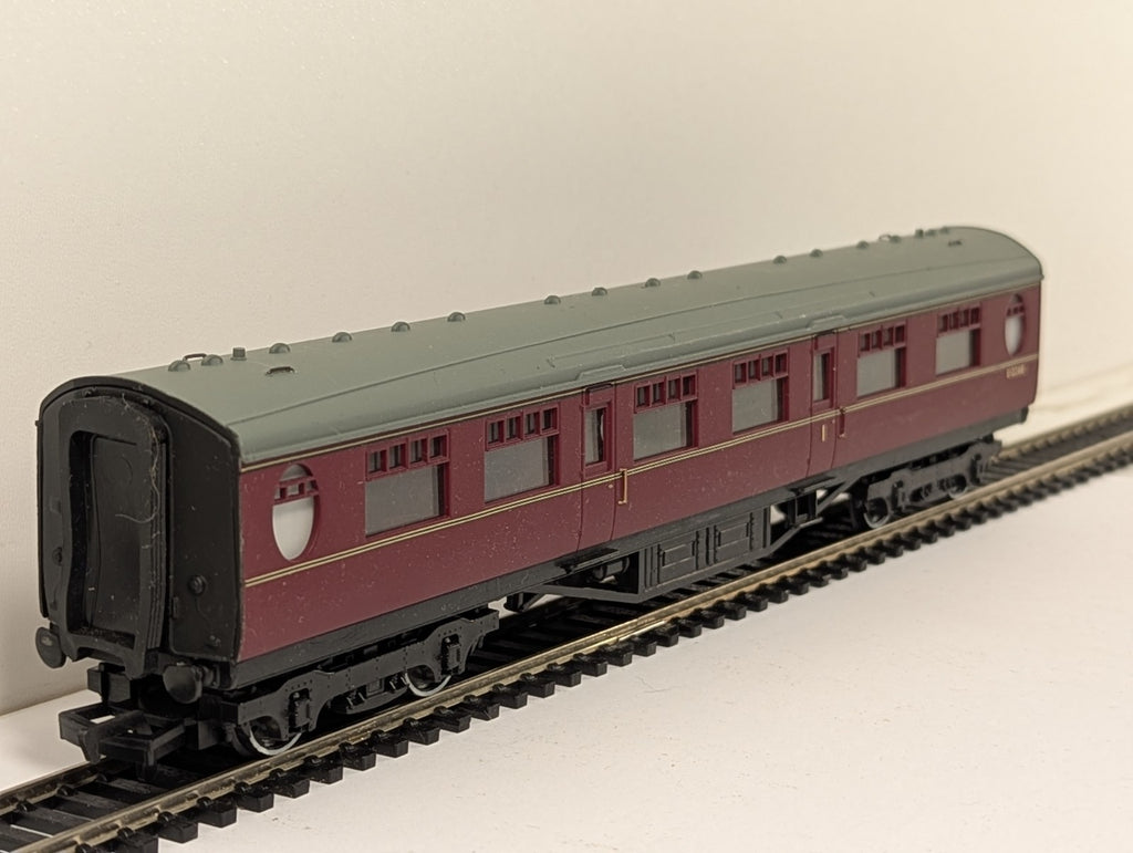 Bachmann Branchline OO Gauge LNER Thompson Brake Composite Coach BR Maroon