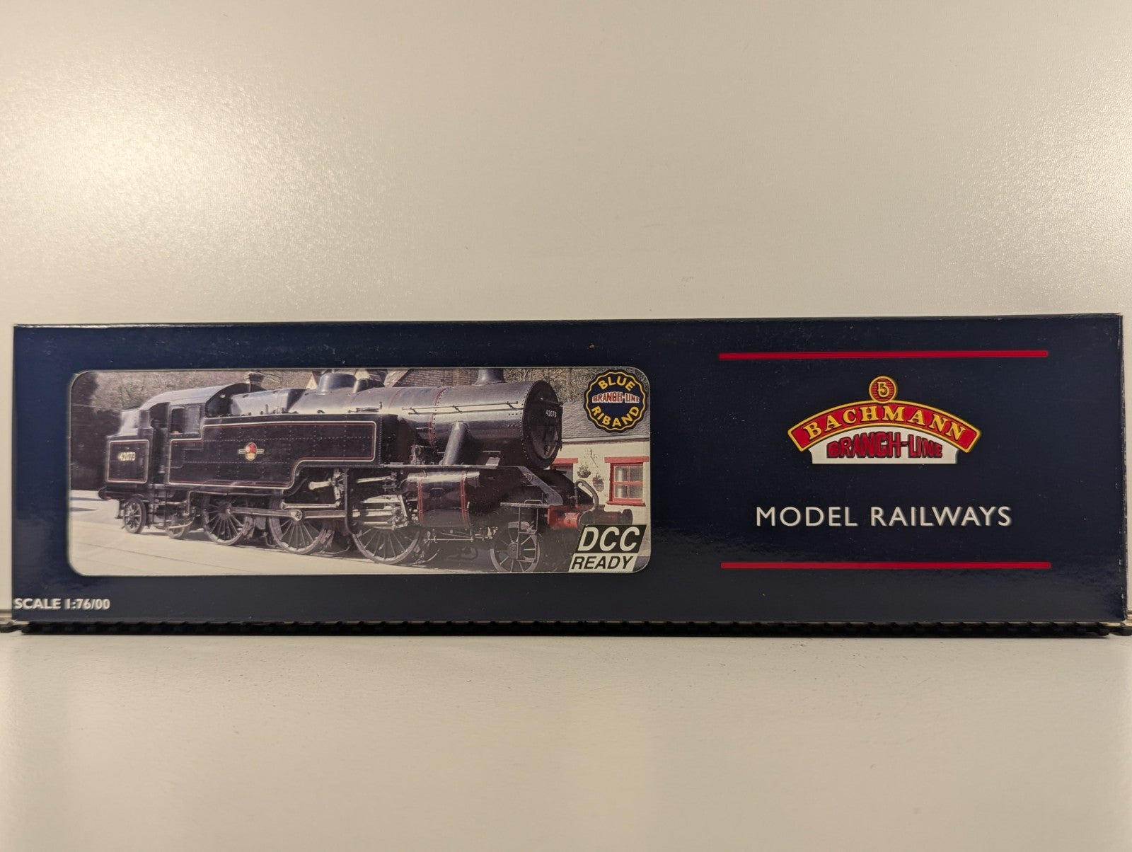 Bachmann OO Gauge Fairburn Tank 2-6-4T Steam Locomotive 42073