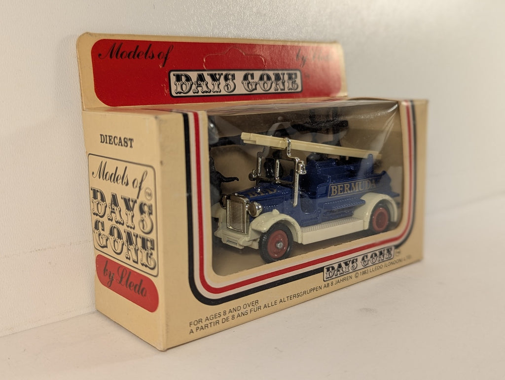 Lledo Days Gone 1934 Dennis Fire Engine Die-cast Vehicle Bermuda Fire Dept 12