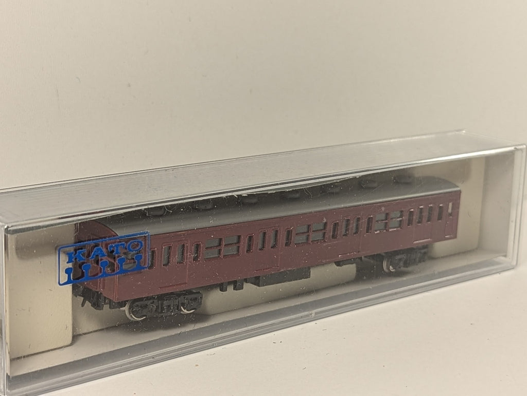 Kato N Gauge JNR Commuter Coach EMU Maroon