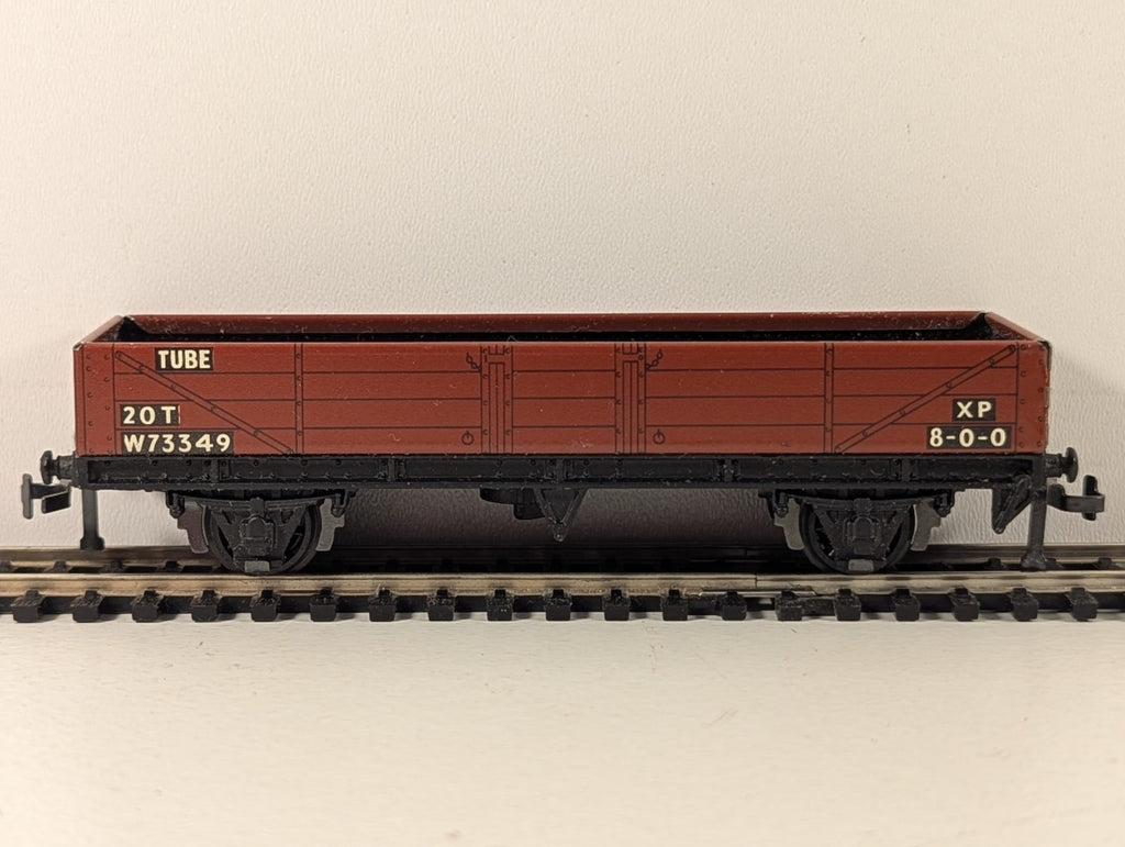 Hornby Dublo 32076 OO Gauge D1 20-Ton Tube Wagon - Boxed