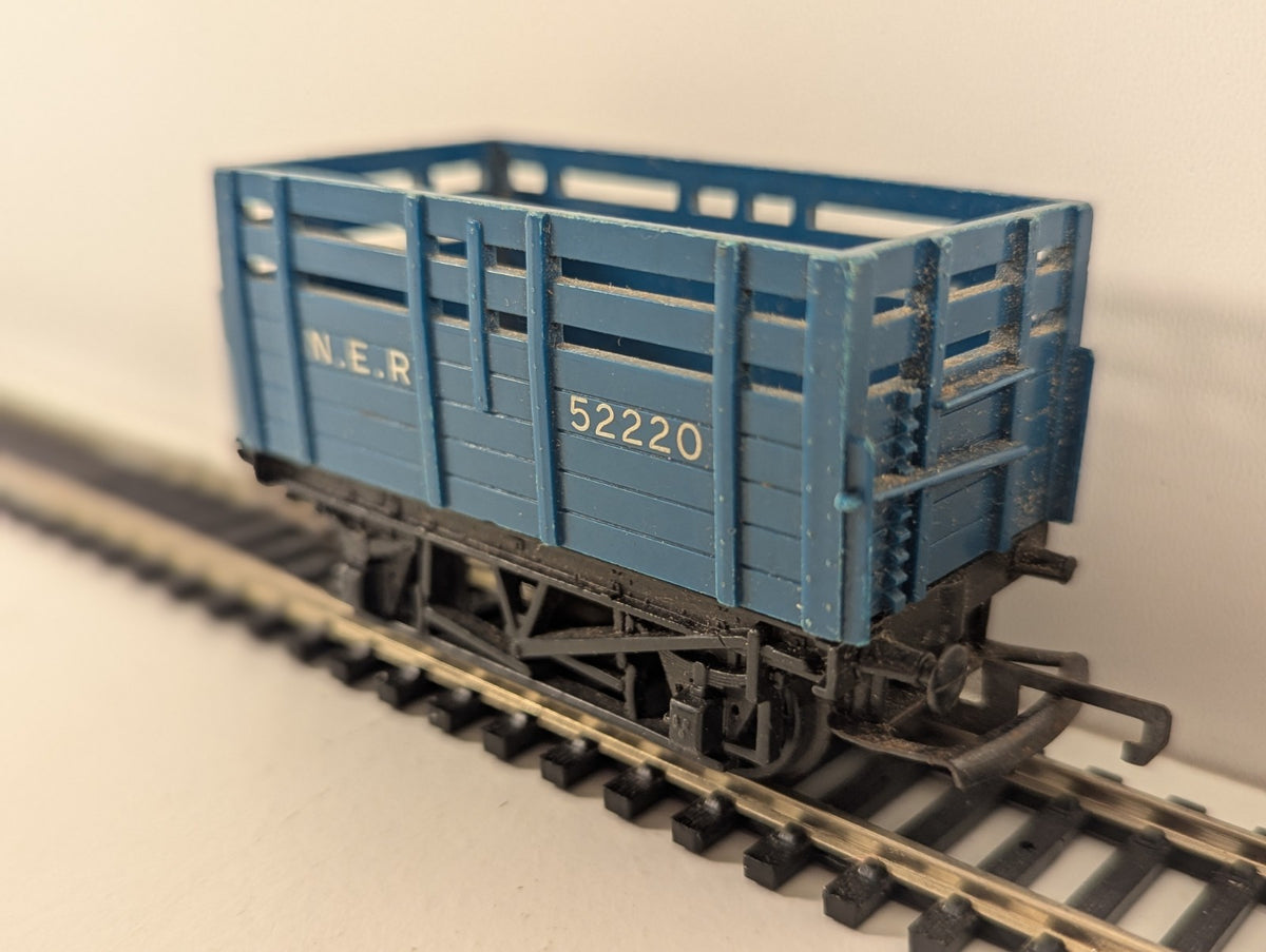 Tri-ang Hornby R781 OO Gauge NER Coke Wagon No.52220 – Blue