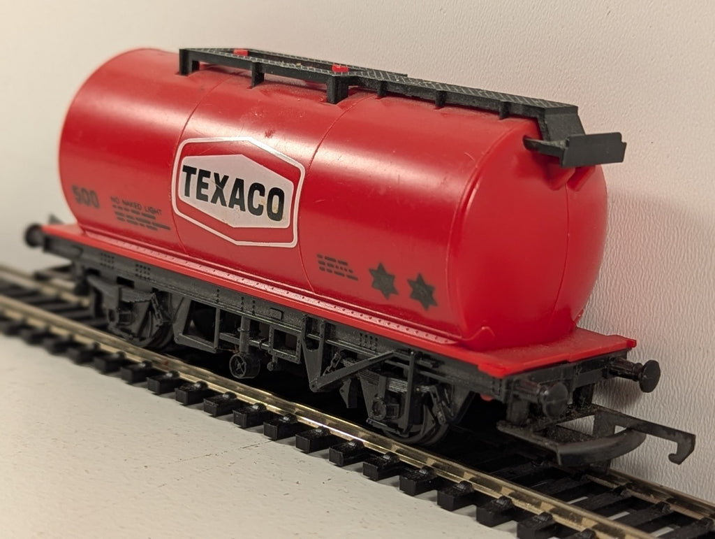 Hornby OO Gauge R184 Texaco Tank Wagon