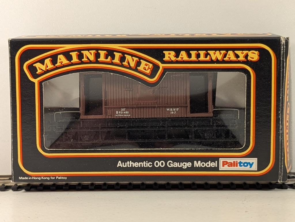 Mainline 37-139 BR 20 Ton Brake Van Brown OO Gauge - Boxed