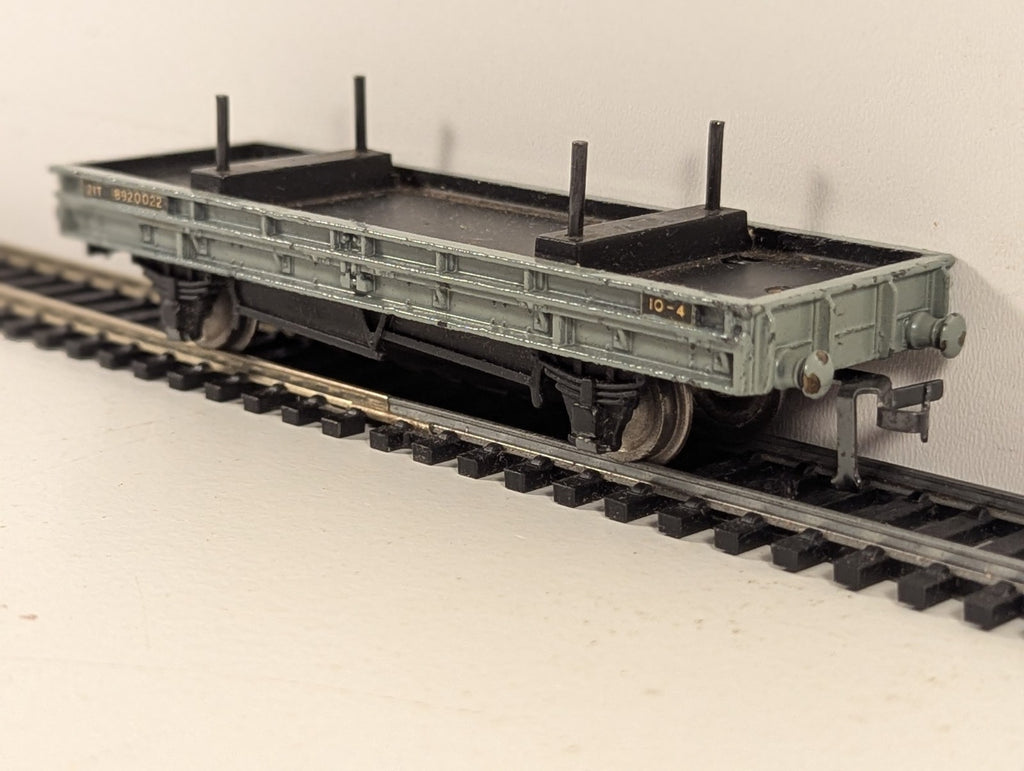 Hornby Dublo 4615 OO Gauge Double 4-Wheeled Bolster Wagon BR Grey - Boxed