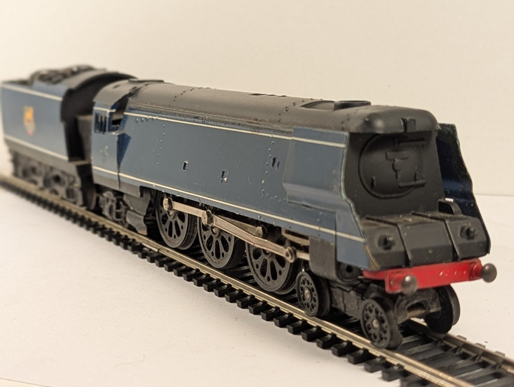 Graham Farish OO Gauge Southern Railway Merchant Navy Locomotive – Spares/Repair