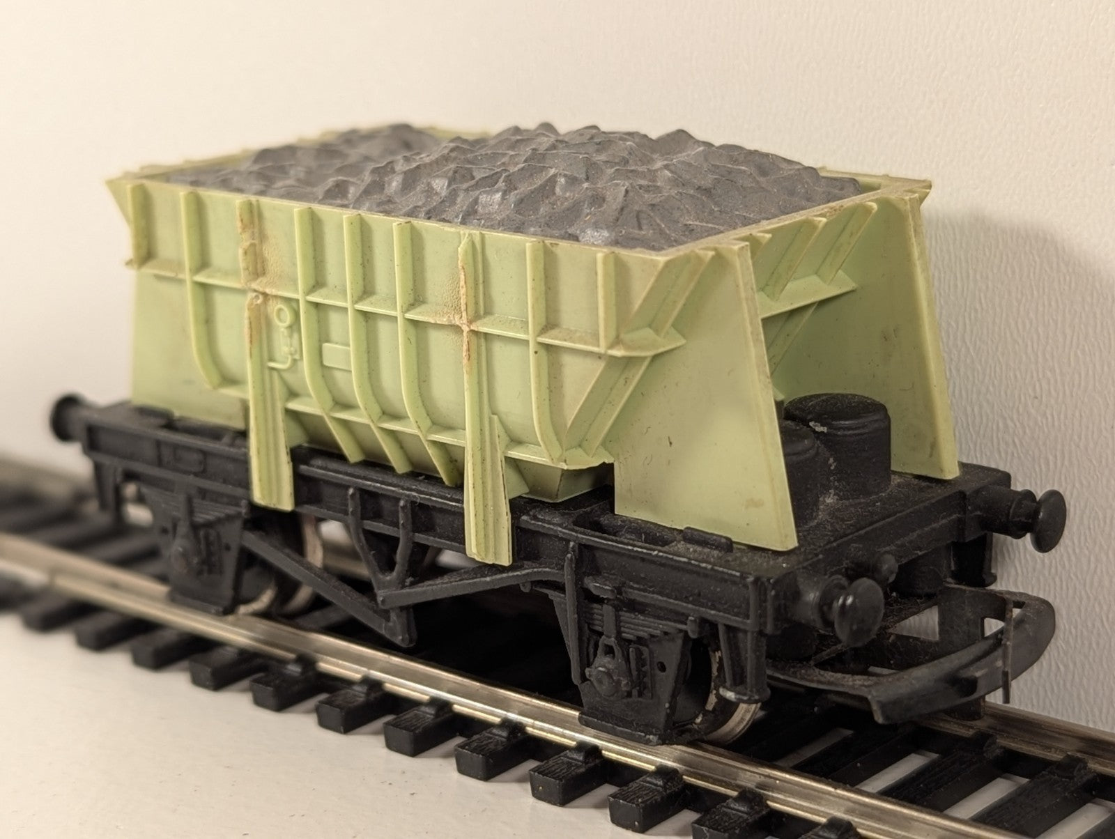 Wrenn Railways OO Gauge Hopper Wagon