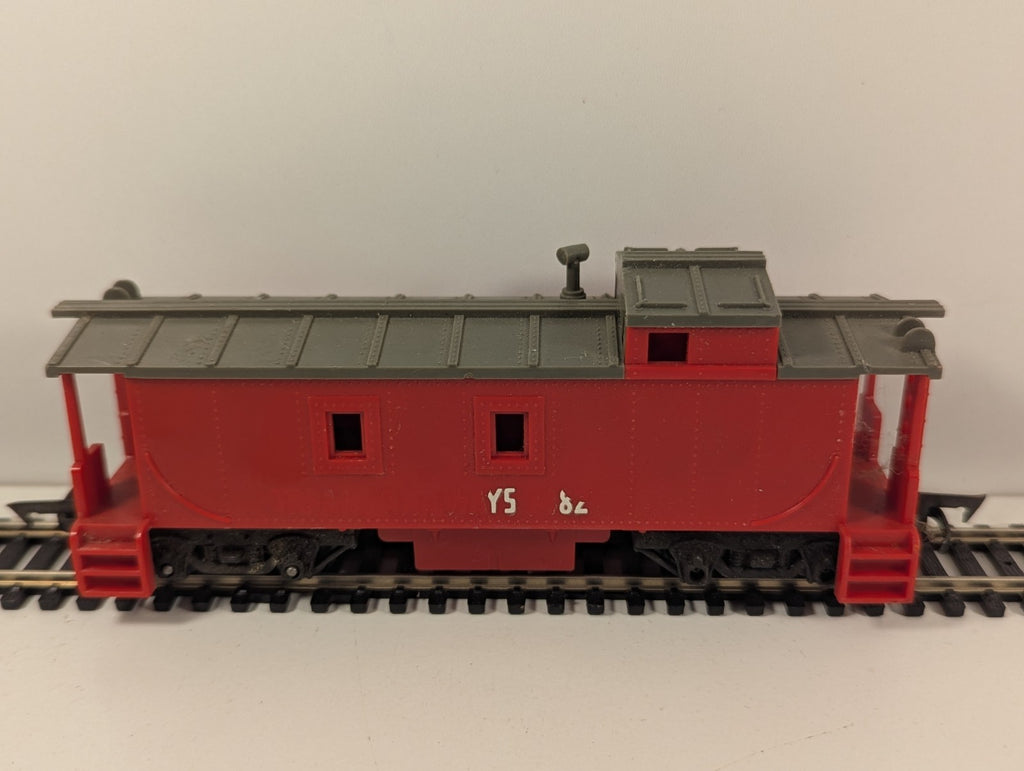 Tri-ang Hornby R115 OO/HO Scale Red Caboose