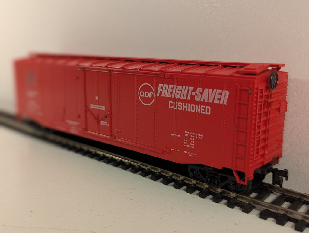 Athearn HO Gauge MKT Katy 50ft Plug Door Boxcar 1789