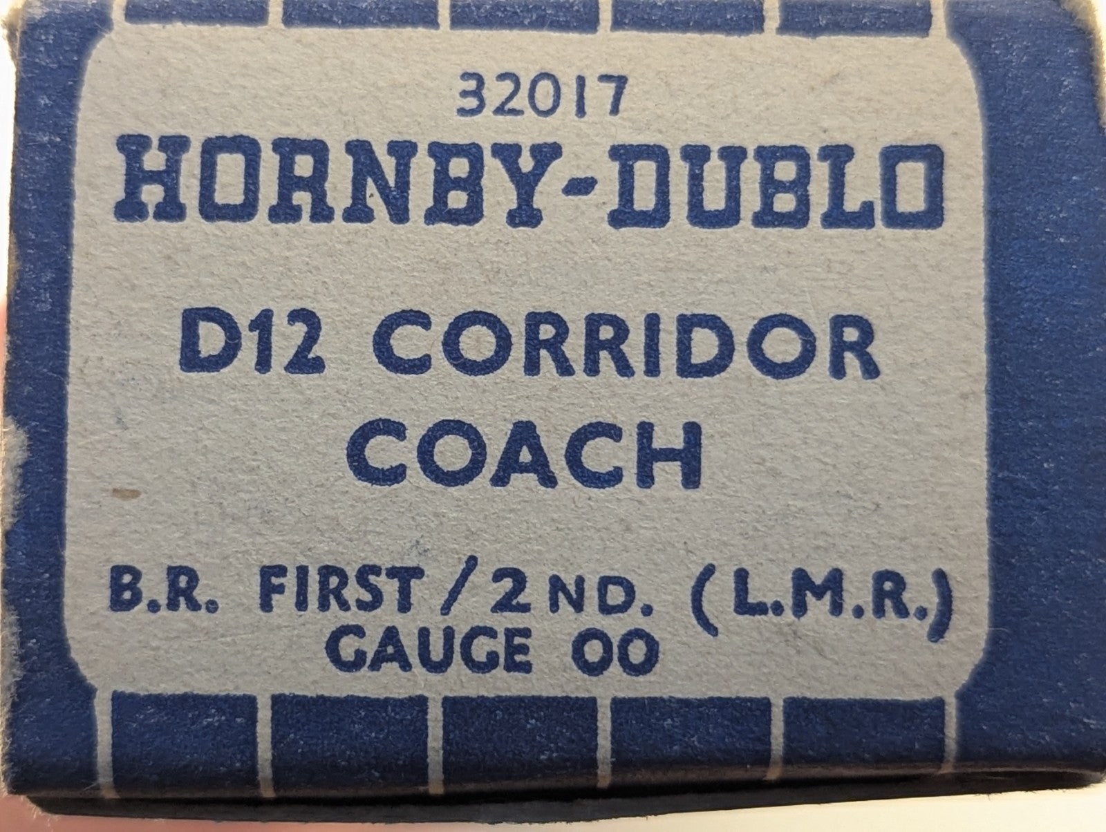 Hornby Dublo 32017 OO Gauge LMS Stanier Composite Coach M4183