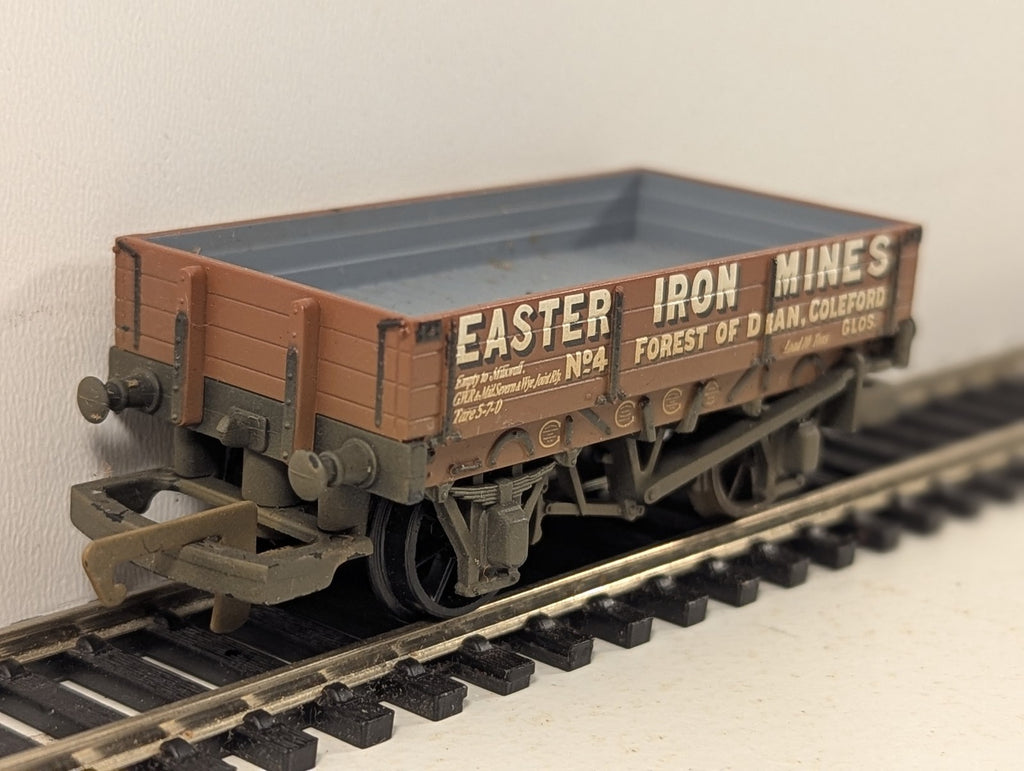 Bachmann OO Gauge 5 Plank Wagon Easter Iron Mines Open Wagon 4