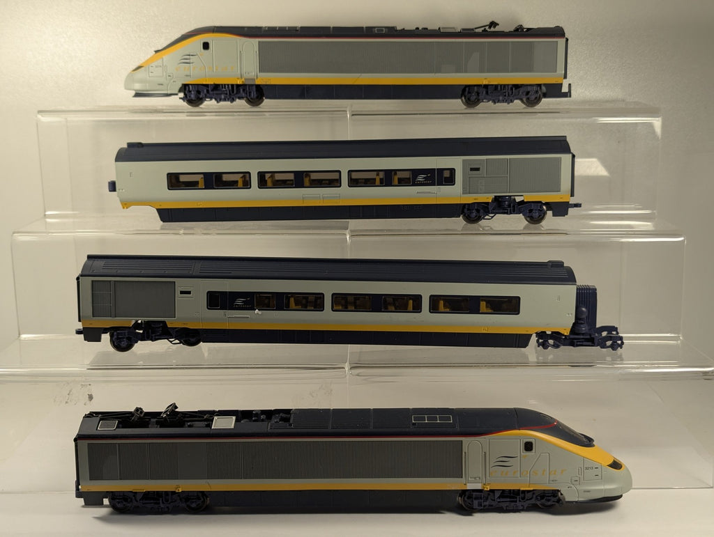 Hornby OO Gauge Eurostar Class 373 4-Car Set Electric Train Pack 3213 & 3214