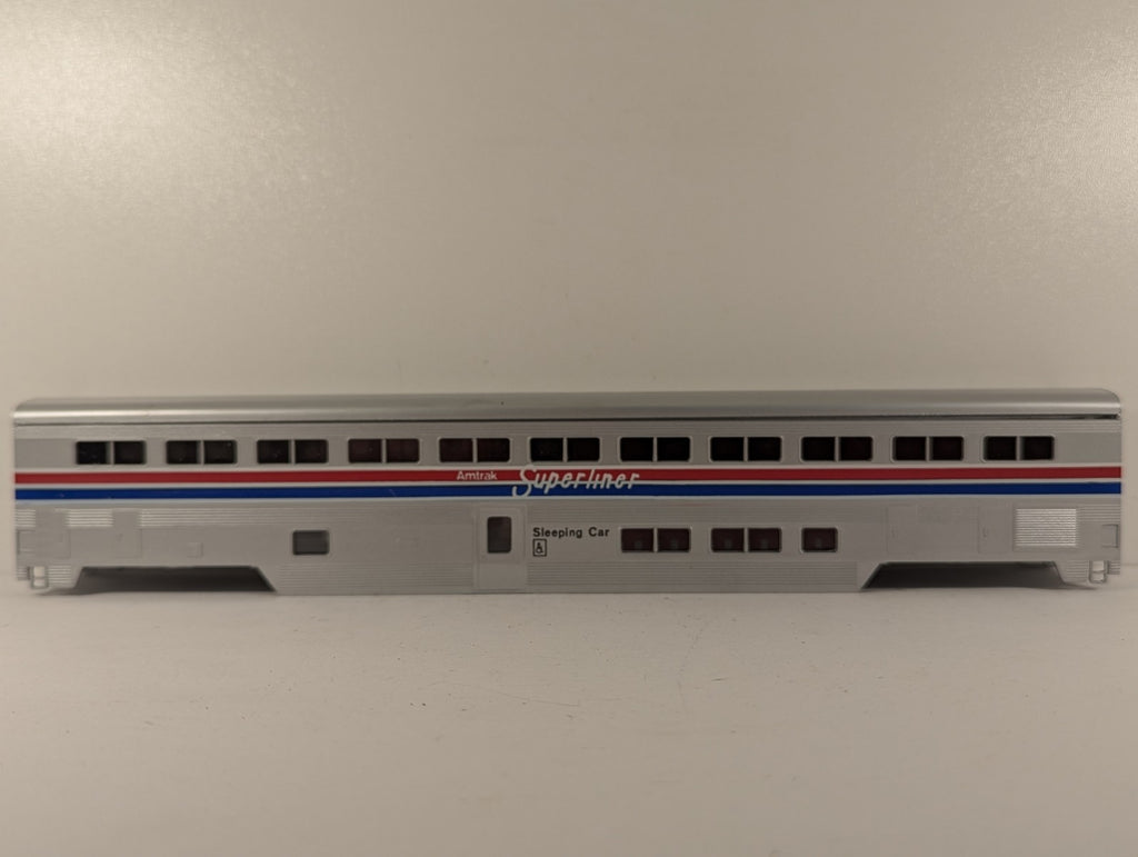 Con-Cor HO Gauge Superliner Sleeping Car Passenger Coach Amtrak Phase III