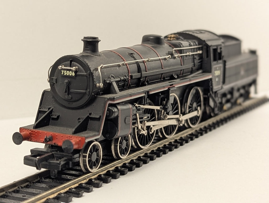 Mainline OO Gauge BR Standard Class 4MT Steam Locomotive 75006 BR Lined Black
