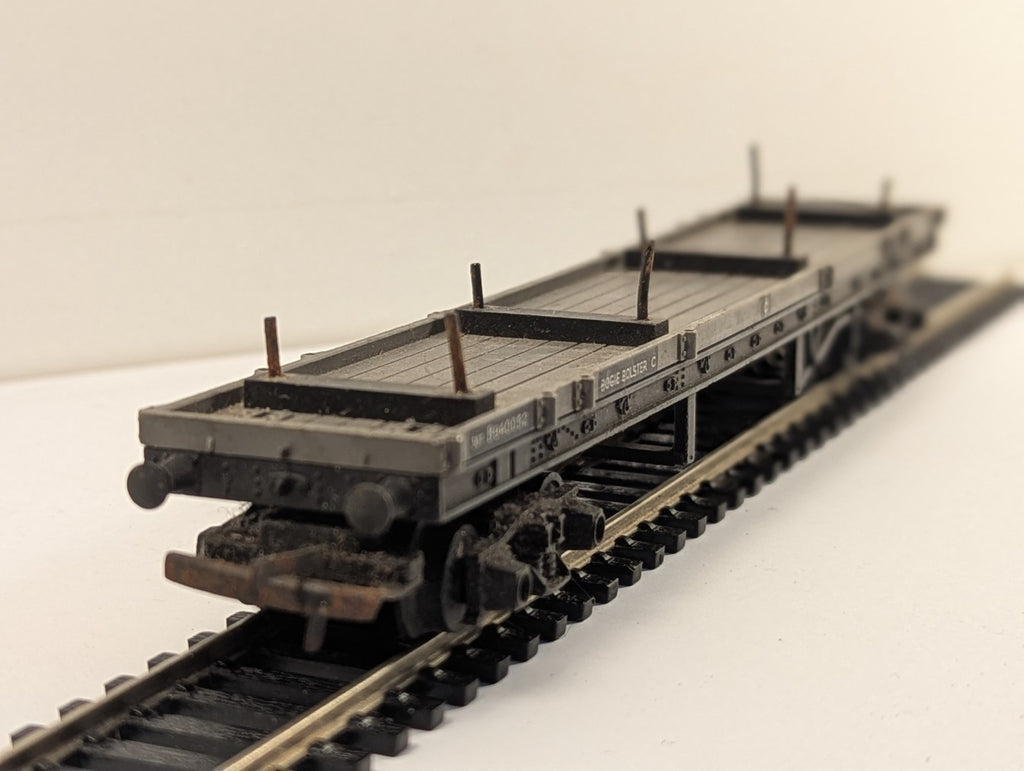 Triang BR Grey 30T Bogie Bolster C Wagon B940052