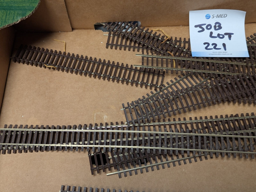 Atlas HO Gauge Job Lot of Model Railway Track