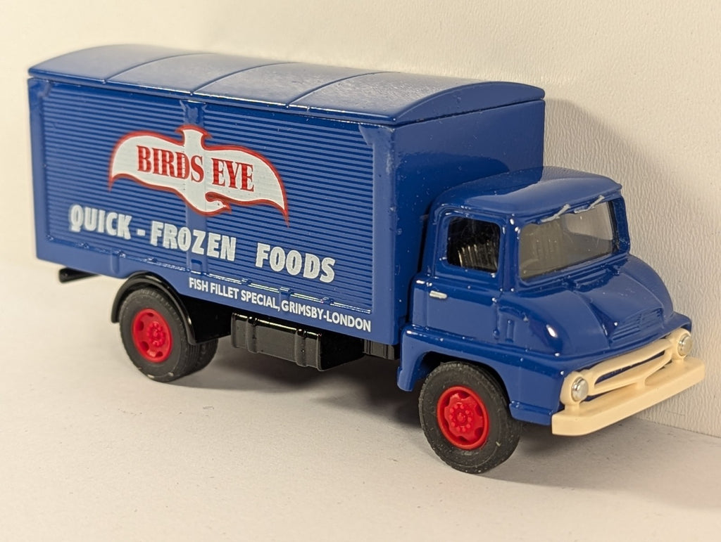 Vanguards 1:64 Ford Thames Trader Van – Birds Eye Livery