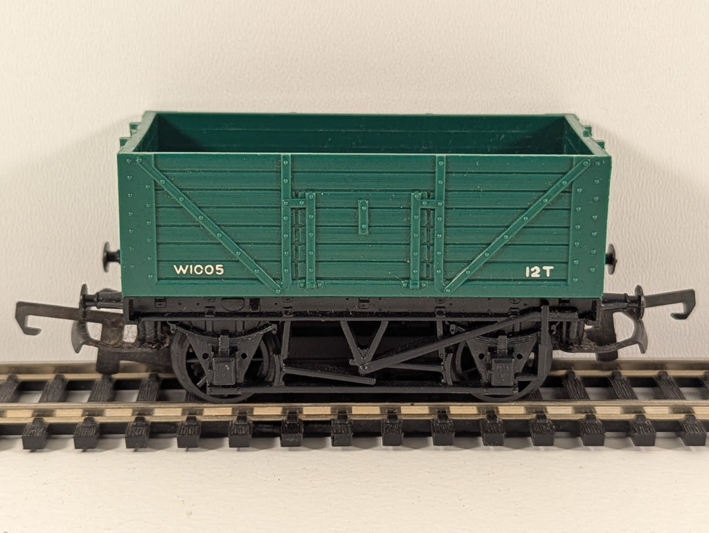 Tri-ang Hornby R10 – 12T Open Wagon (Green Livery, W1005) – OO Gauge