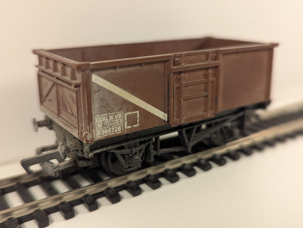 Mainline Railways 37-144 16-Ton Steel Mineral Wagon B566728 – OO Gauge