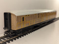 Hornby OO Gauge LNER Gresley Brake Coach Passenger Coach 4237 LNER Teak R477