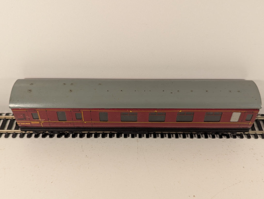 Hornby Dublo OO Gauge LMS Stanier Brake Second Coach LMS Maroon