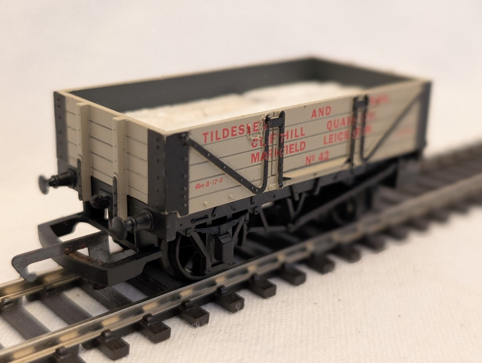 Hornby OO Gauge 5 Plank Open Wagon Tildesley and Son Goods Wagon 42