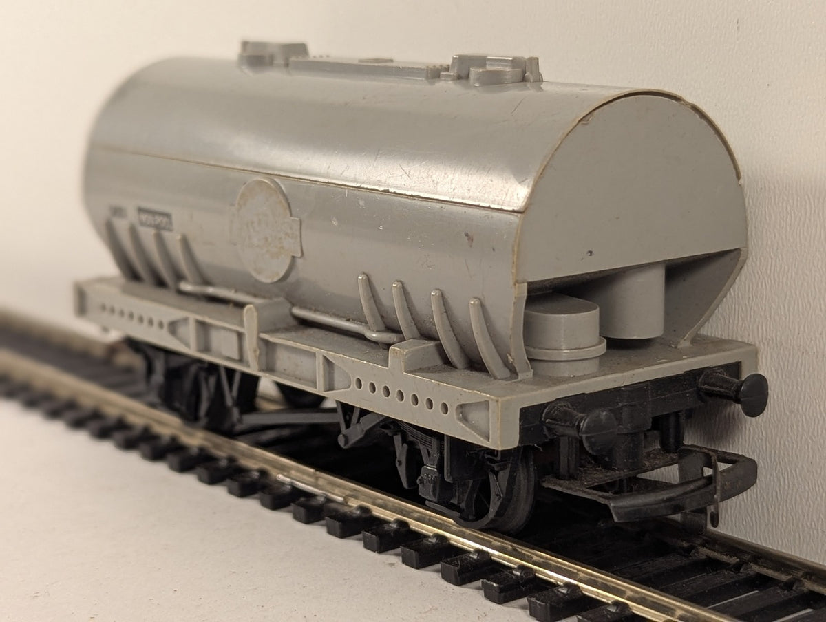 Tri-ang OO Gauge Presflo Cement Wagon Goods Wagon LA211 Grey R244