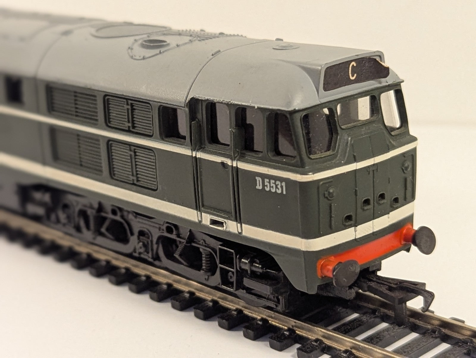 Airfix 54101-9 Class 31 Diesel Locomotive OO Gauge