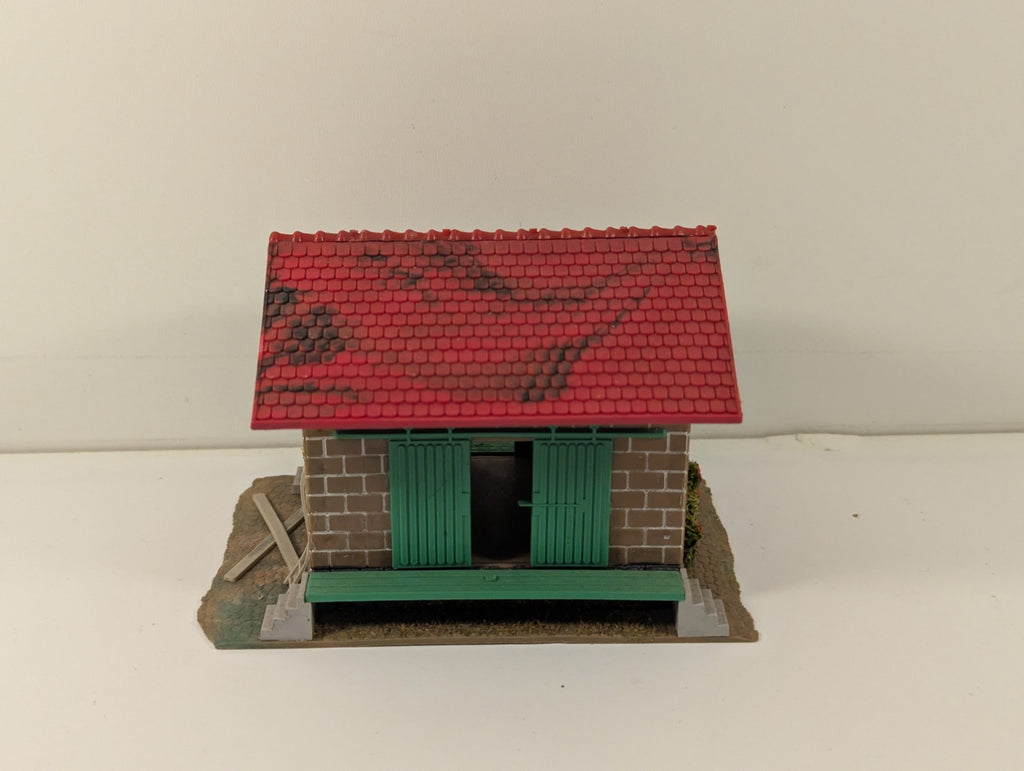 Trainstore HO Gauge Warehouse with Loading Ramps