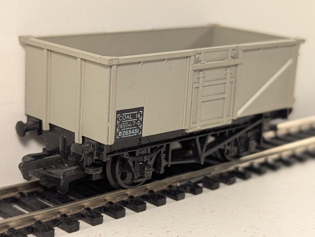 Mainline British Railways 16-Ton Steel Mineral Wagon OO Gauge