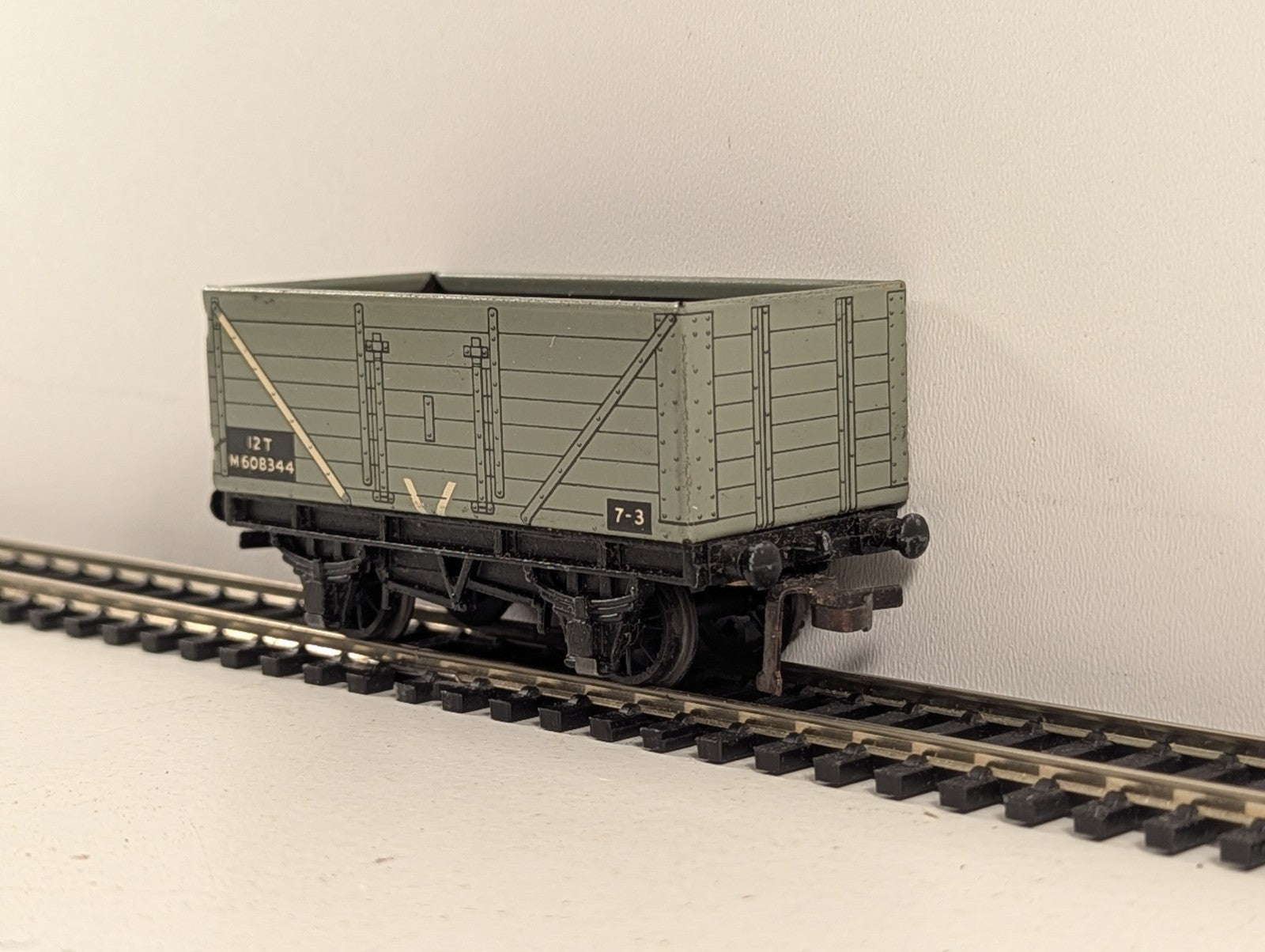 Hornby Dublo 32030 OO Gauge D2 High-Sided Coal Wagon - Boxed