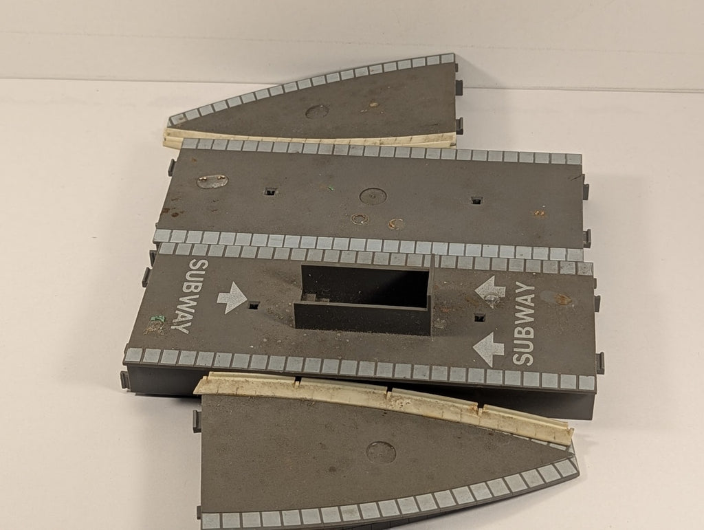 Tri-ang OO Gauge Station Platform Pieces Platform Sections R.460, R.462, R.464
