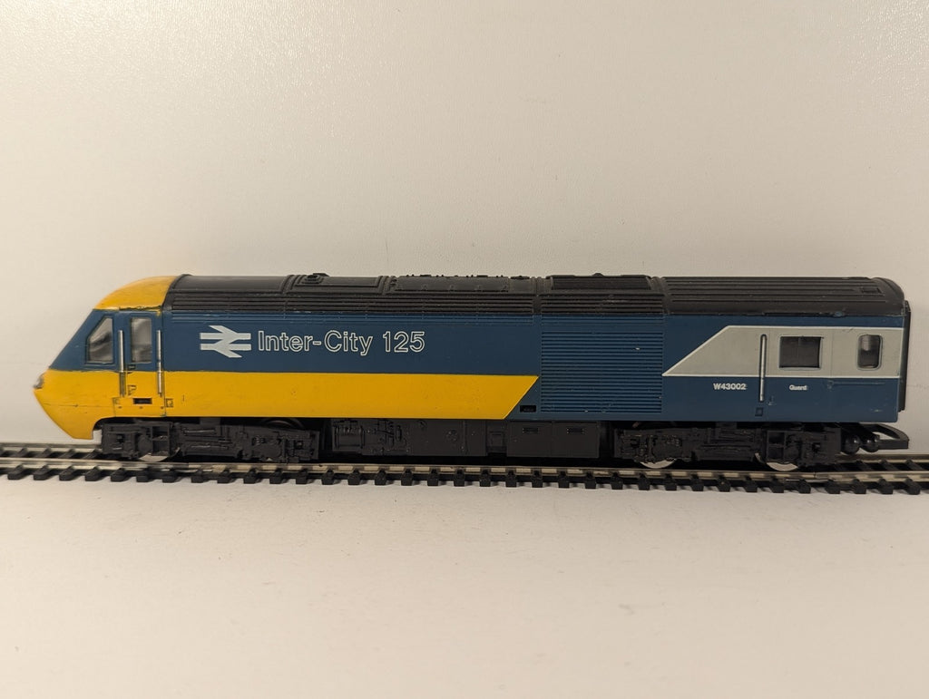 Hornby OO Gauge Class 43 HST Dummy Power Car Diesel Locomotive W43002