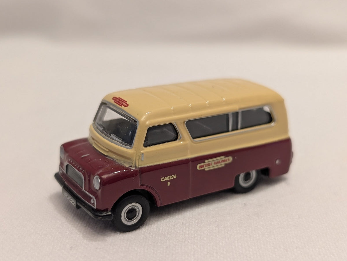 Oxford Diecast OO Gauge Bedford CA Minibus British Railways Diecast Vehicle