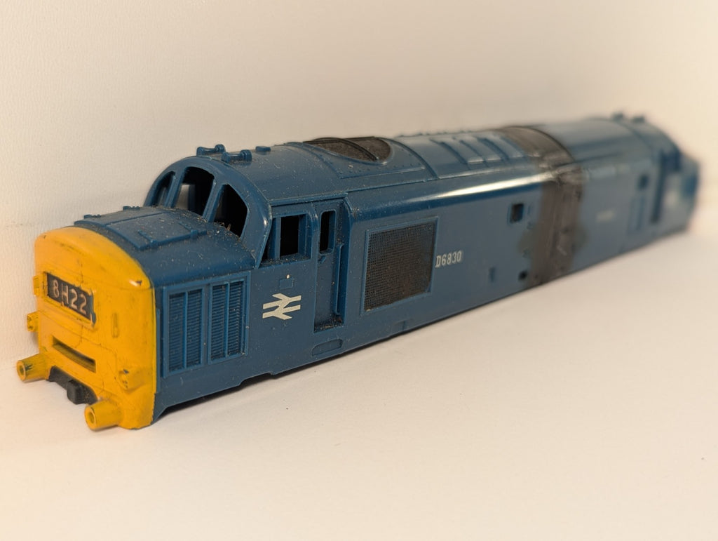 Tri-ang Hornby OO Gauge Class 37 Body Shell - Spares/Repairs