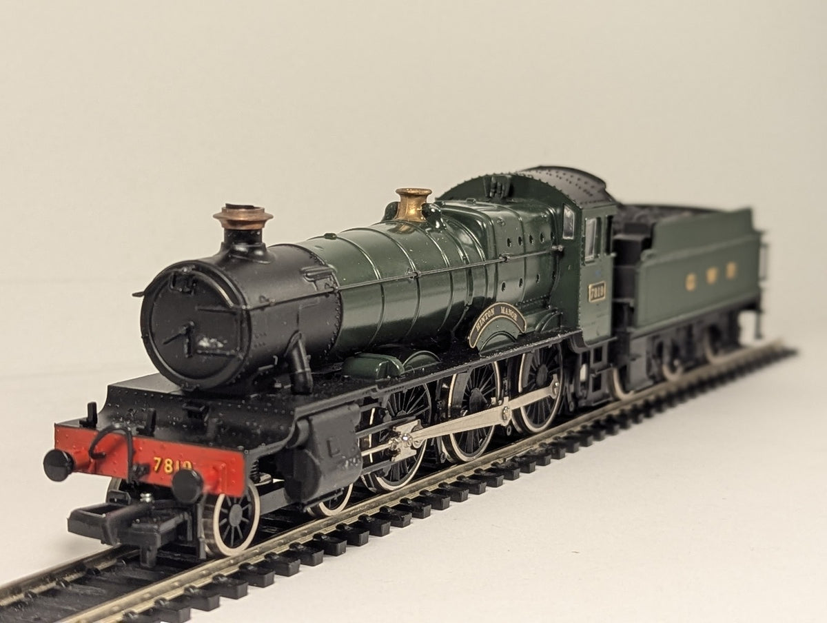 Mainline OO Gauge Manor Class 4-6-0 'Hinton Manor' Steam Locomotive 7819