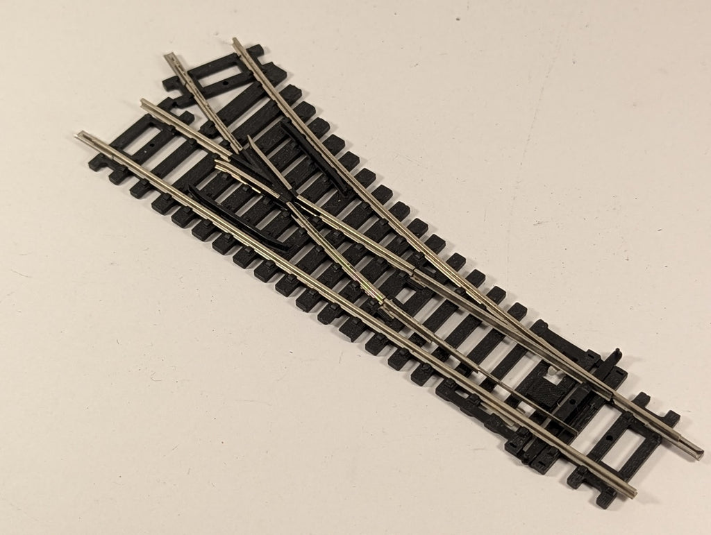 Hornby OO Gauge Right Hand Point Track R8073