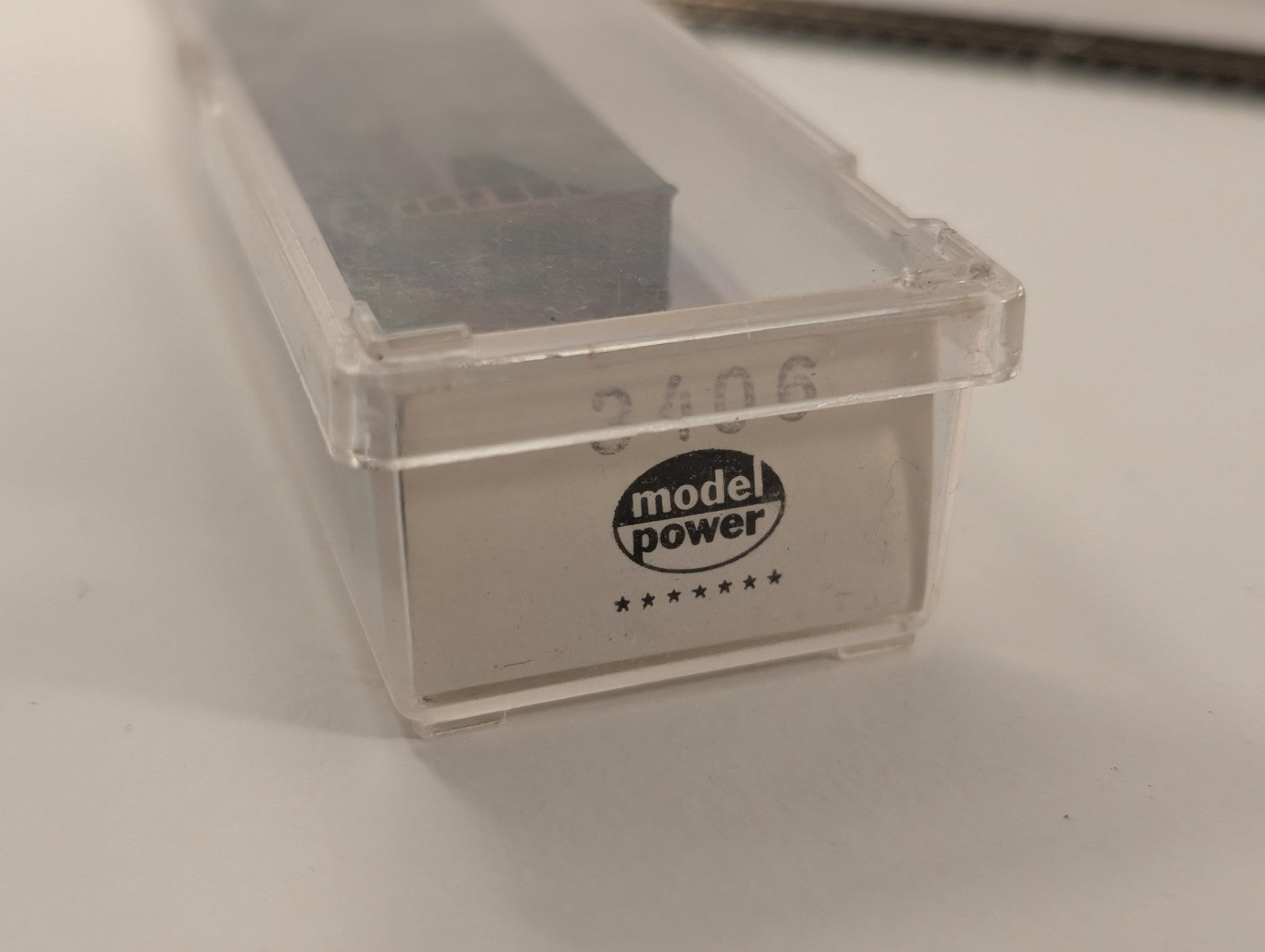 Model Power Canadian National (CN) Hopper Car – N Gauge