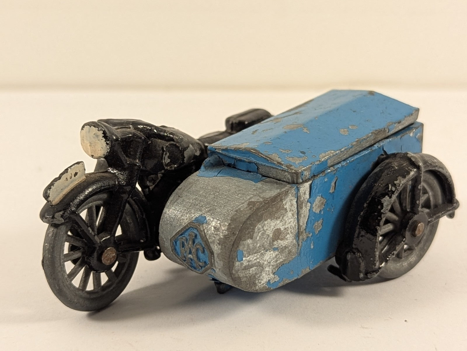 Morestone Budgie Toys RAC Patrol Motorcycle & Sidecar 1:64 Scale
