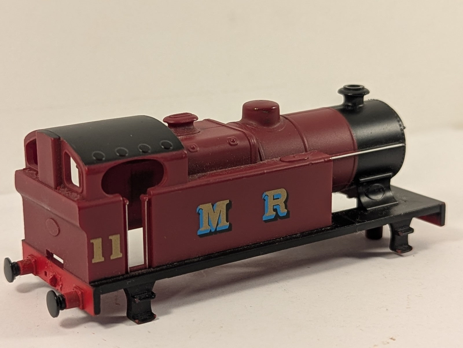 Hornby R3069 OO Gauge Midland Railway 0-4-0 Tank Locomotive Body Shell