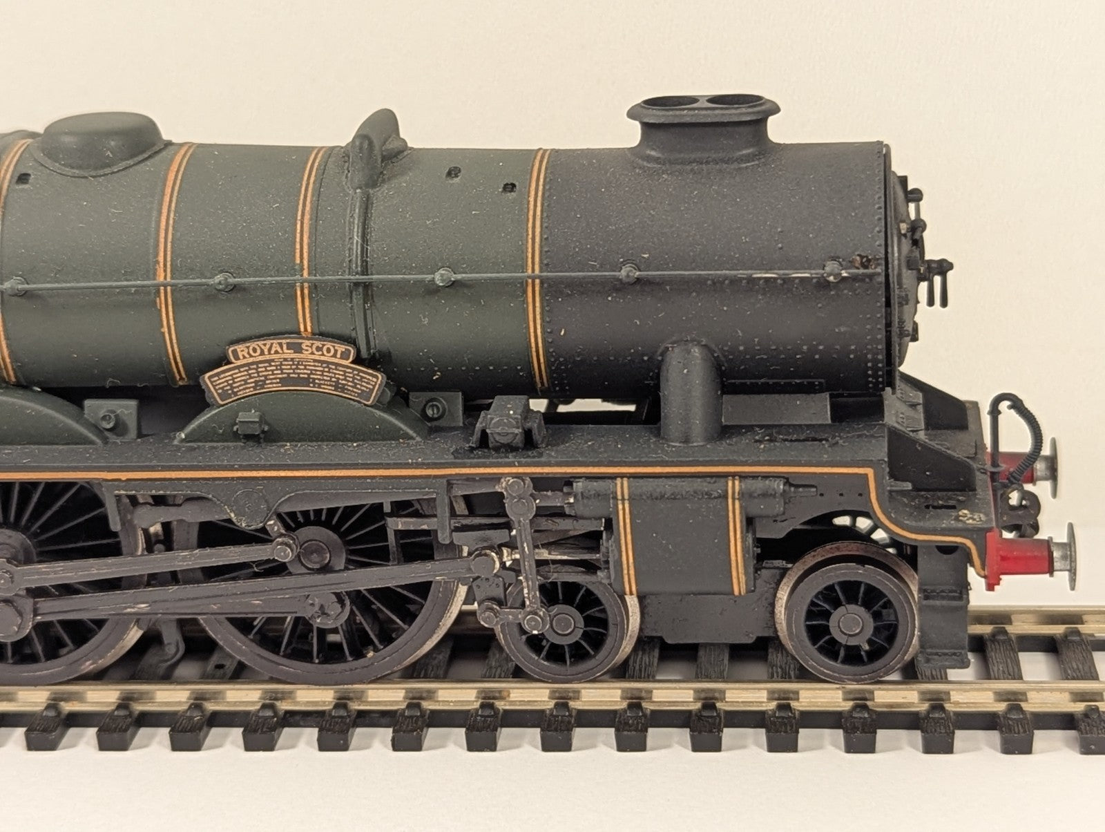 Airfix OO Gauge Royal Scot 4-6-0 Steam Locomotive – Weathered