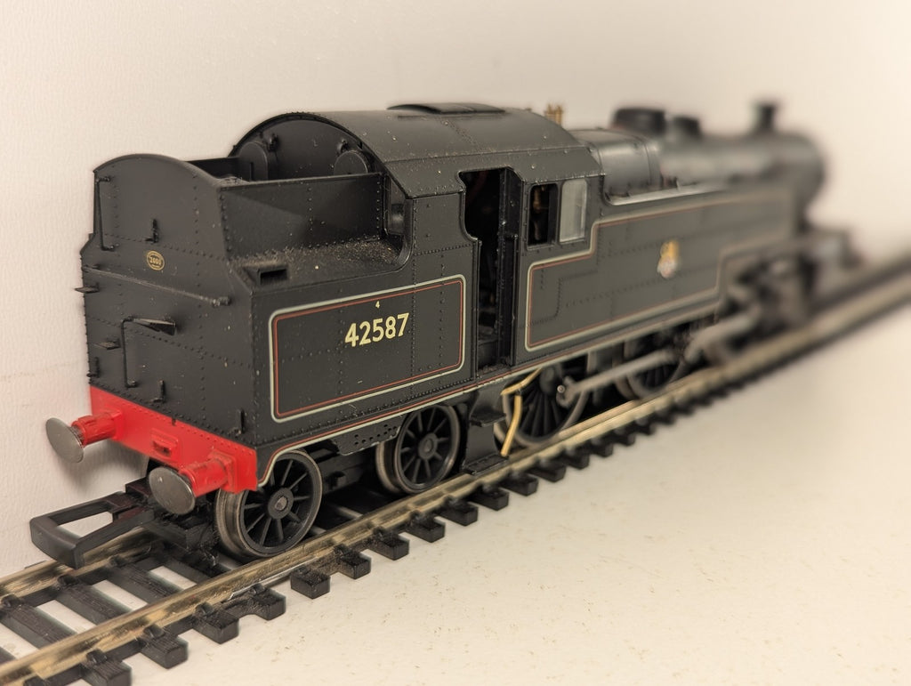 Hornby OO Gauge BR 2-6-4 Stanier Class 4P Locomotive 42587