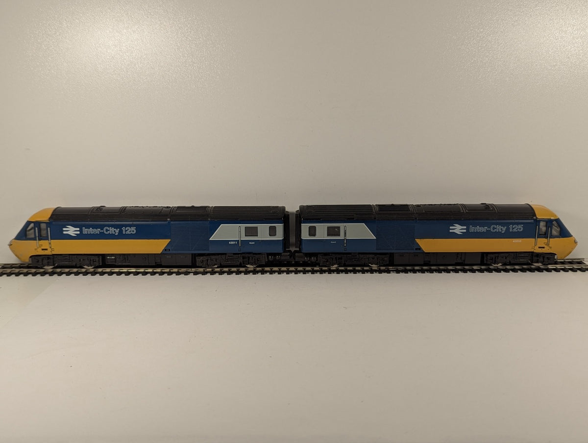Hornby OO Gauge Class 43 HST Inter-City 125 Power and Dummy Car Locomotives