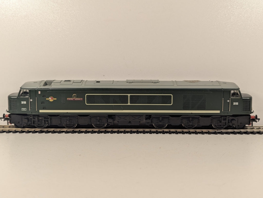 Bachmann Branchline 32-678DS Class 45 Diesel D55 'Royal Signals'  With DCC Sound