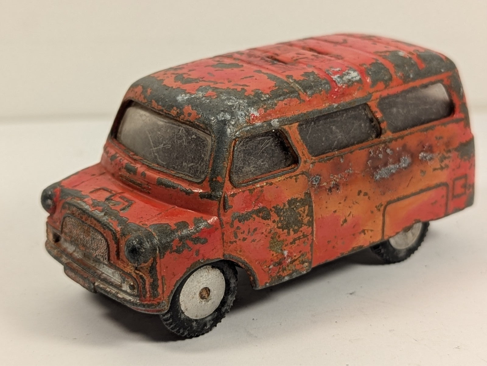 Corgi Toys 404 Bedford Dormobile Campervan 1:43 Scale - Chipped Paint